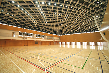 新文京体育館内部